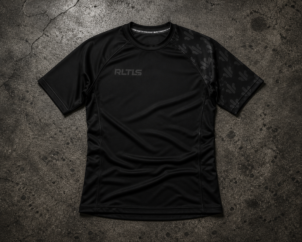 RLTLS BEYOND Rashguard