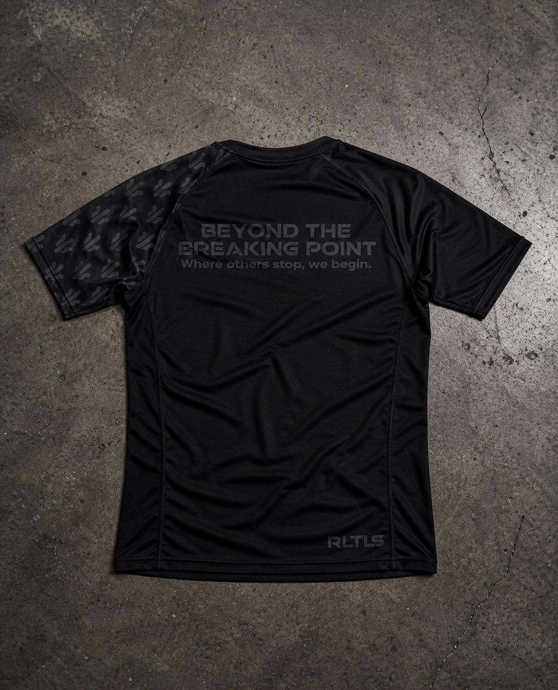 RLTLS BEYOND Rashguard